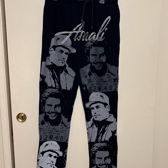 Assali Black and Gray Graphic Sweatpants - Picture 3 of 6